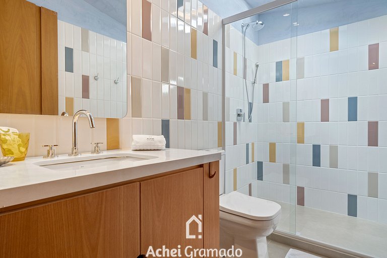 Apartamento Laje de Pedra 4 Suítes by Achei