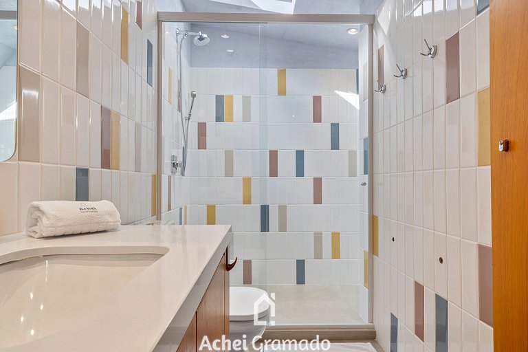Apartamento Laje de Pedra 4 Suítes by Achei
