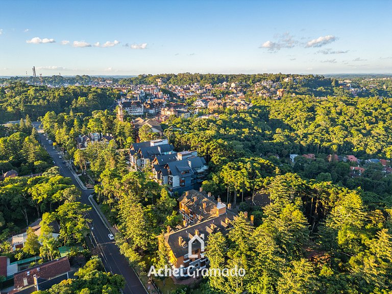 Bosque de Viena Duplex by Achei Gramado