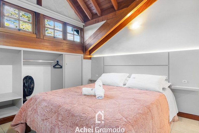 Bosque de Viena Duplex by Achei Gramado