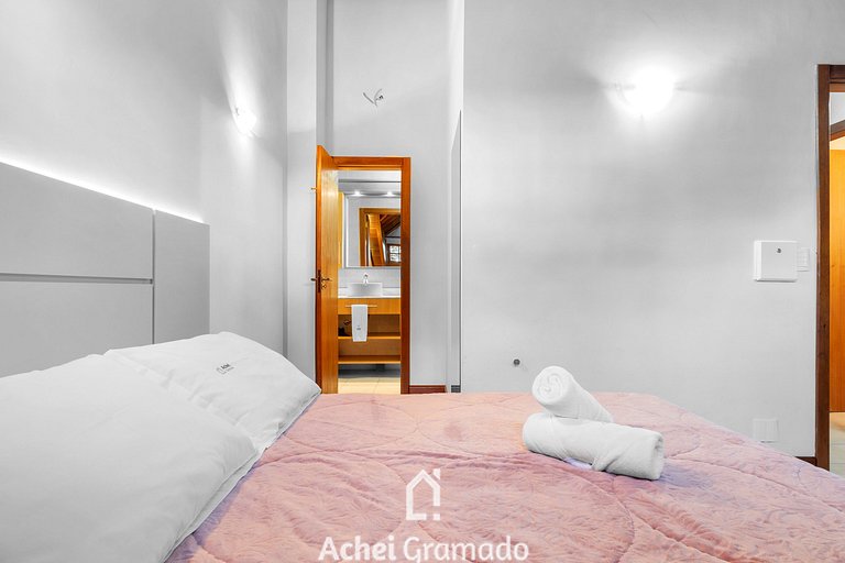 Bosque de Viena Duplex by Achei Gramado