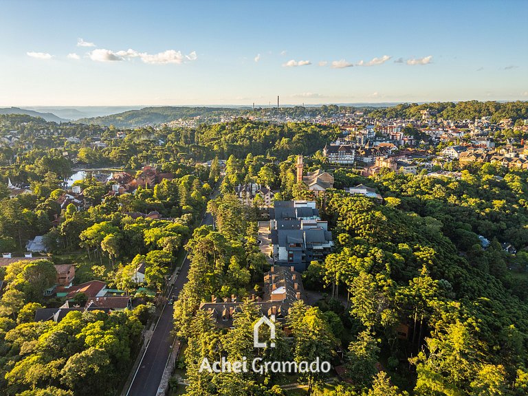 Bosque de Viena Duplex by Achei Gramado