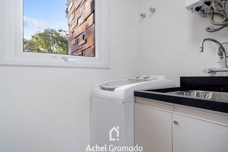 Casa de Pedra 2 Suítes c/ Piscina by Achei Gramado