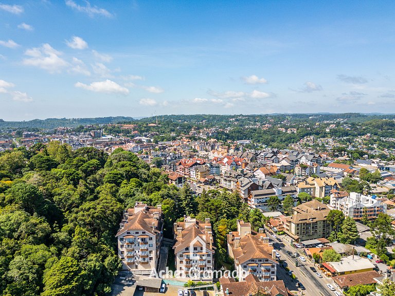 Flores da Montanha Centro by Achei Gramado