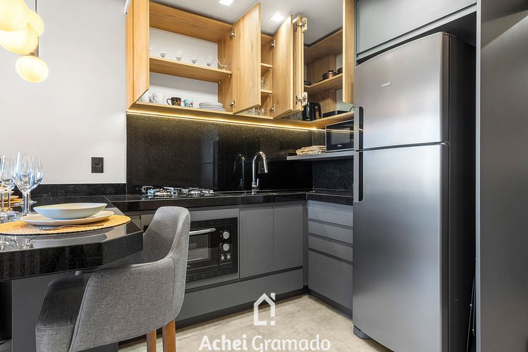 Welter You Luxo 1dorm e Piscina Aquecida by Achei