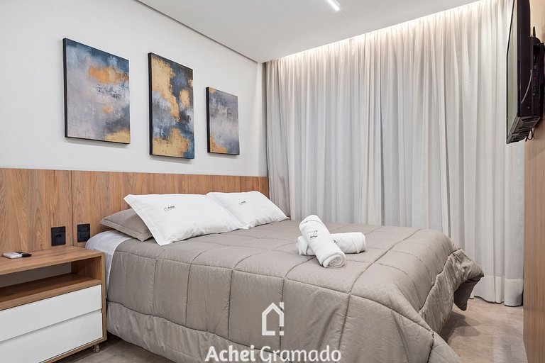 Welter You Luxo 1dorm e Piscina Aquecida by Achei