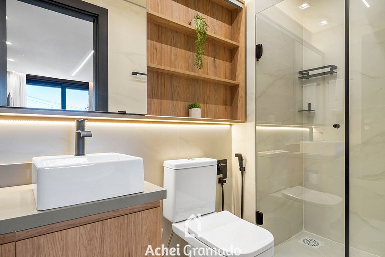 Welter You Luxo 1dorm e Piscina Aquecida by Achei