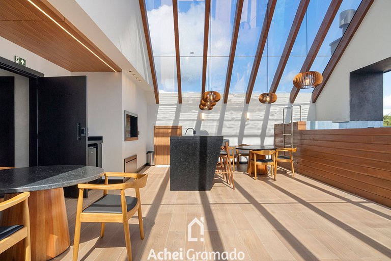 Welter You Luxo 1dorm e Piscina Aquecida by Achei