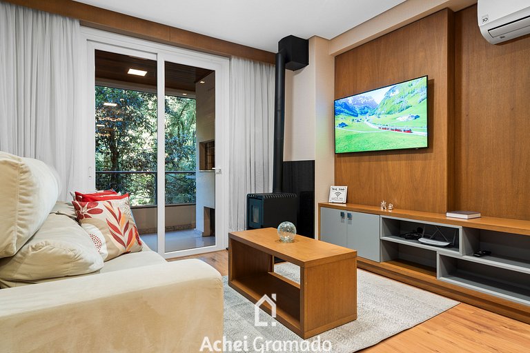 Flores da Montanha 2 dorm Centro by Achei Gramado