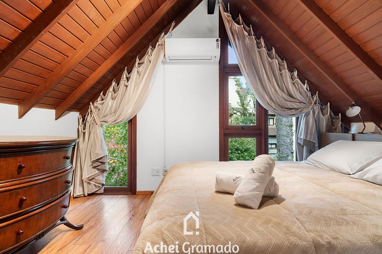 Villa Del Fiori com Piscina Aquec by Achei Gramado
