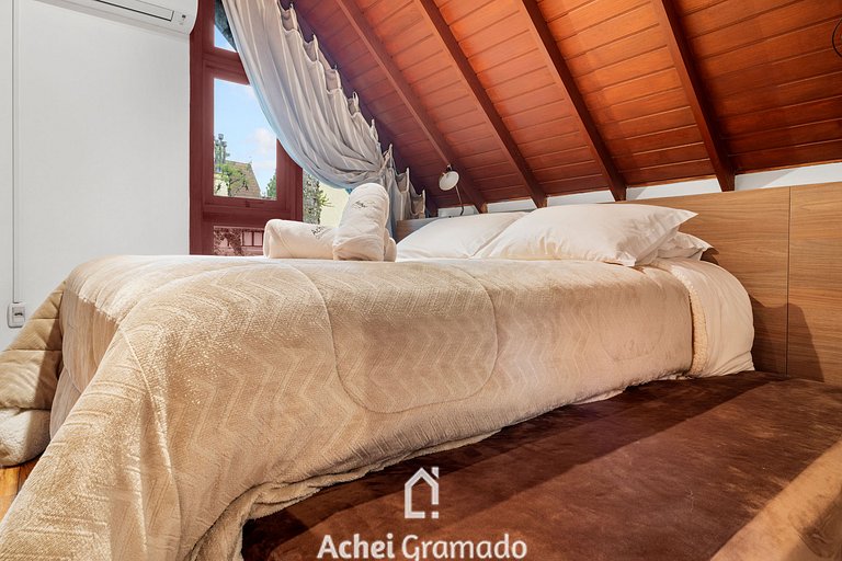 Villa Del Fiori com Piscina Aquec by Achei Gramado
