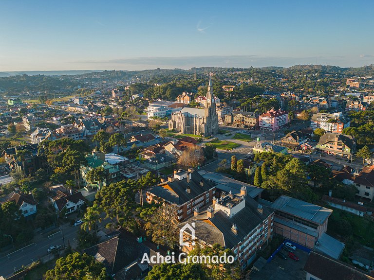 Catedral de Pedra Plaza 2 dorm by Achei