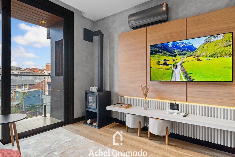 Welter You 1dorm e Piscina Aquecida by Achei