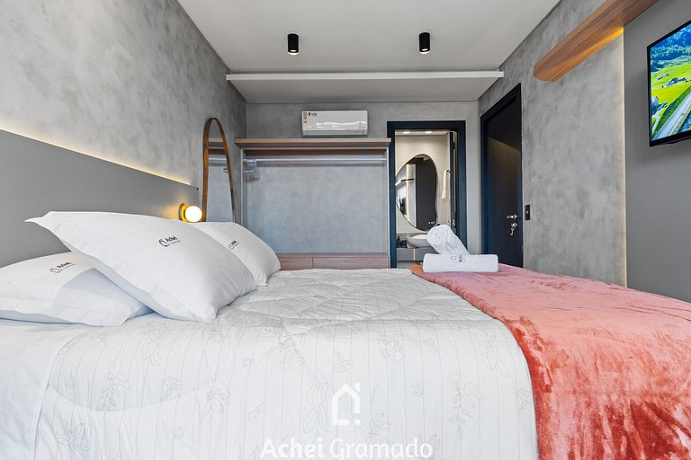 Welter You 1dorm e Piscina Aquecida by Achei