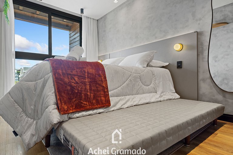 Welter You 1dorm e Piscina Aquecida by Achei