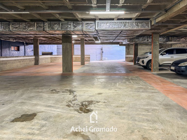 Welter You 1dorm e Piscina Aquecida by Achei