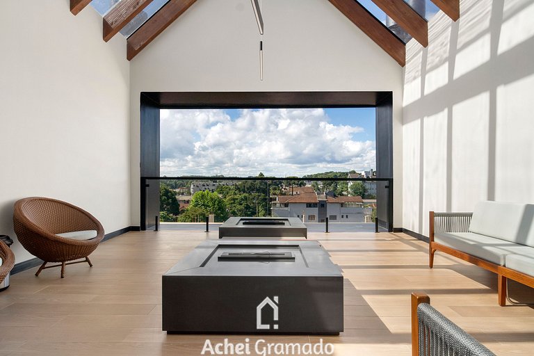 Welter You com Piscina Aquecida 1dorm by Achei