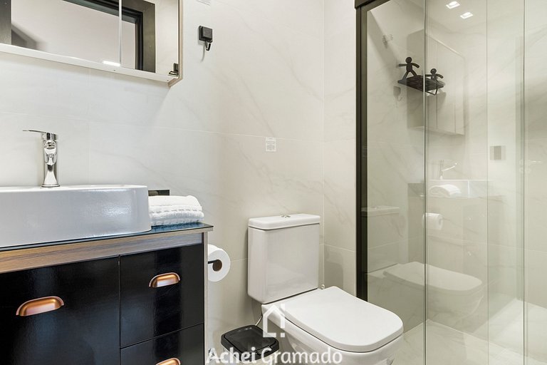 Welter You com Piscina 1 dorm by Achei