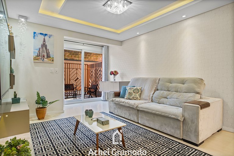 Villagio Del Venetto com ampla varanda by Achei