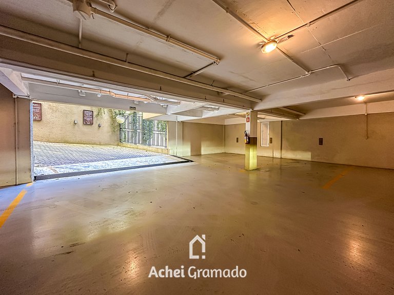 Loft com varanda p/ nascer do sol by Achei Gramado