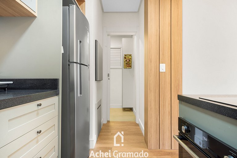 Conforto a 950m da Rua Coberta by Achei Gramado
