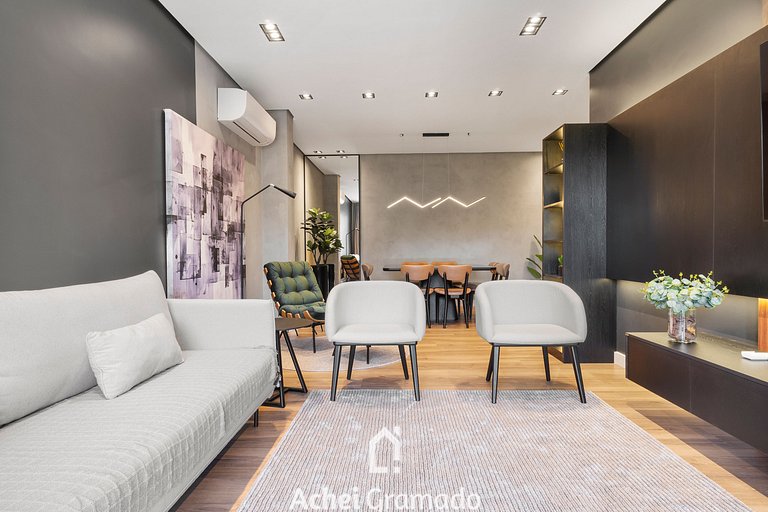 Requinte a passos da Rua Torta by Achei Gramado