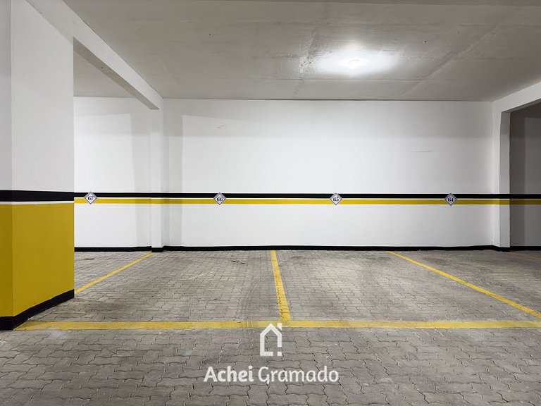 Requinte a passos da Rua Torta by Achei Gramado