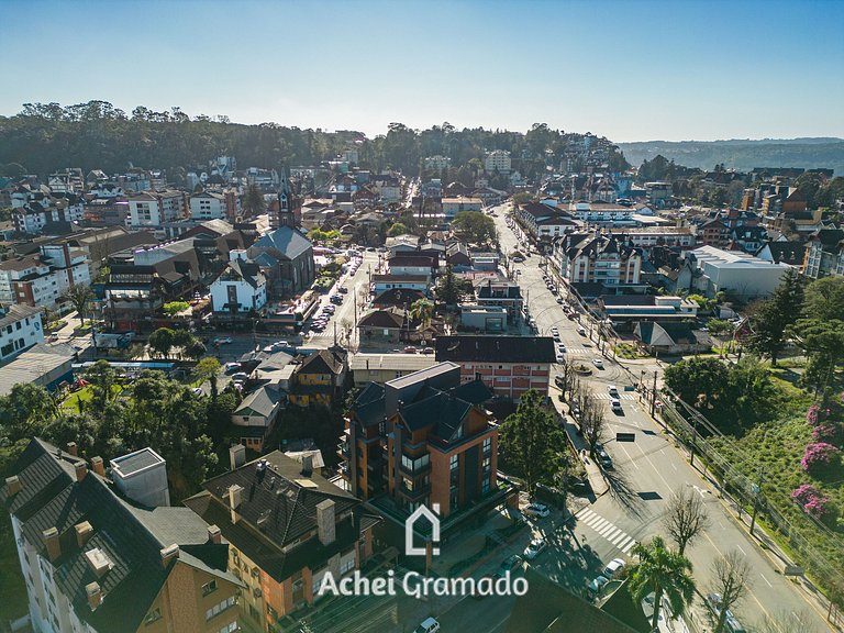 Res. Tribeca 350m Rua Coberta by Achei Gramado