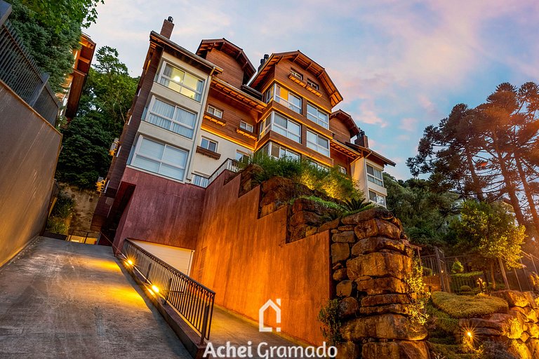 Belo Pôr do Sol e 2 Suítes by Achei Gramado