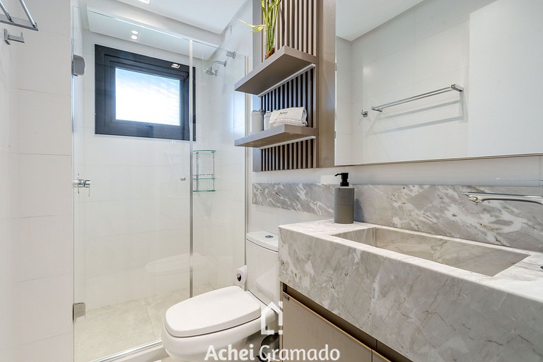 Aconchego a 500m Rua Coberta by Achei Gramado