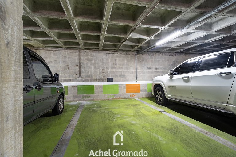 Elegância e Conforto com Piscina Aquecida by Achei