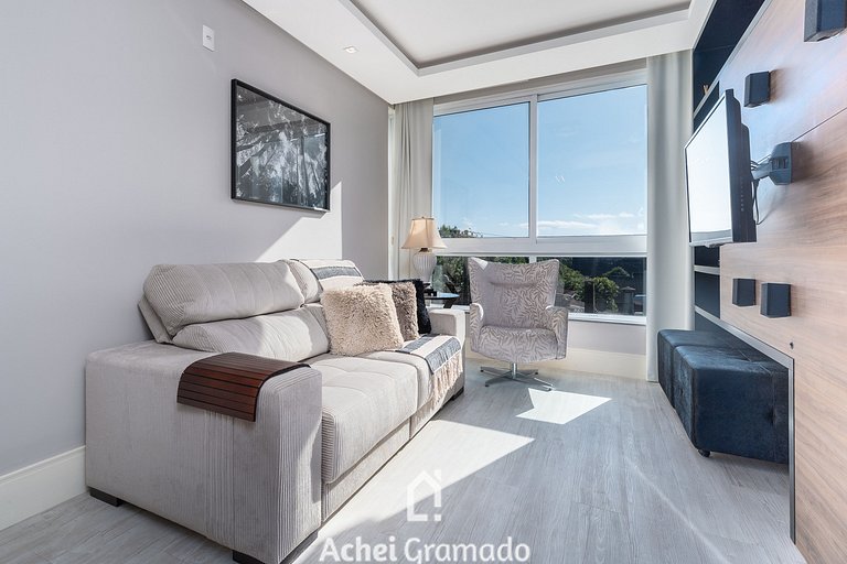 Conforto a 350m da Rua Coberta by Achei Gramado