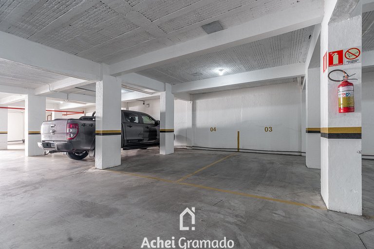 Conforto a 350m da Rua Coberta by Achei Gramado