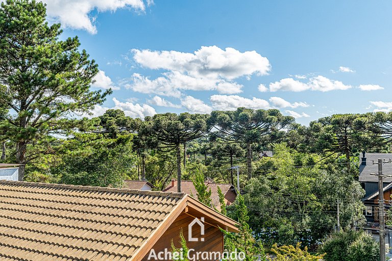 Um refúgio ao lado do Laje de Pedra by Achei
