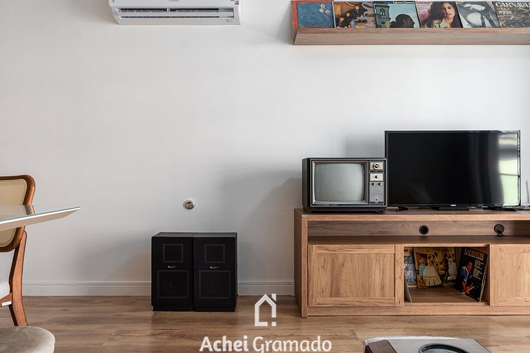 Apartamento Canela Retrô by Achei