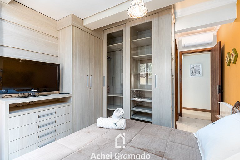 Condado Di Positano 2 dorm by Achei Gramado