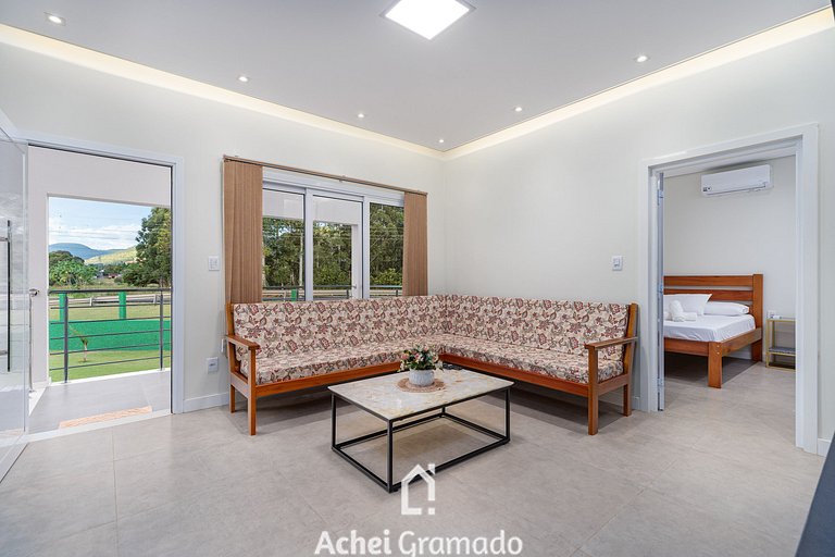 Casa Sítio Caminhos da Serra by Achei