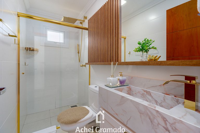 Residencial Por do Sol 2 dorm by Achei Gramado