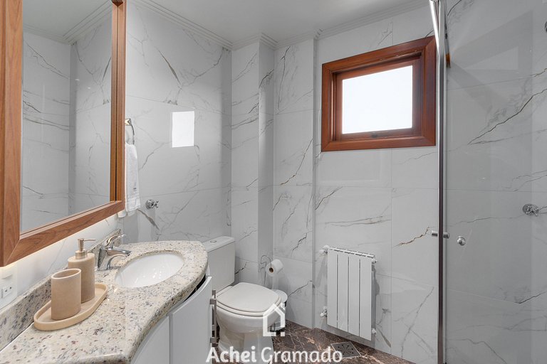 Luxo e Vista Quinta da Serra by Achei