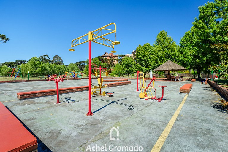 Luxo e Vista Quinta da Serra by Achei