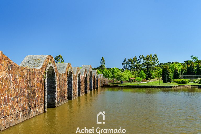 Luxo e Vista Quinta da Serra by Achei