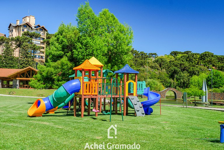 Luxo e Vista Quinta da Serra by Achei