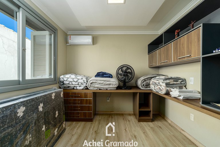 Casa Ingá 600m da Catedral de Pedra by Achei