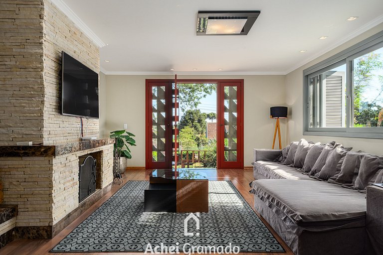 Casa Ingá 600m da Catedral de Pedra by Achei