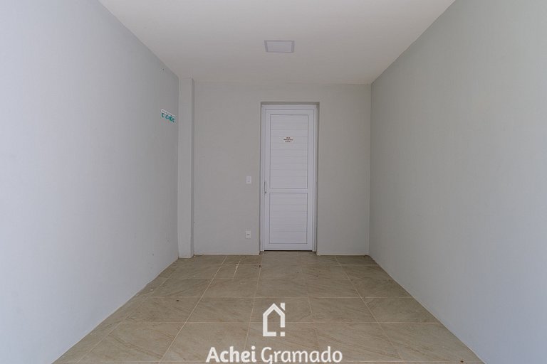 Casa no Residencial Vilaró 3 Suítes by Achei