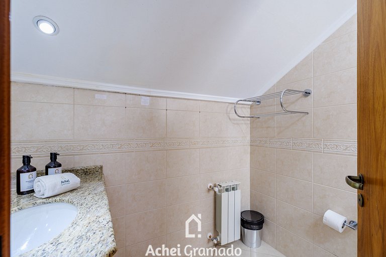 Duplex 3 dorm bem no Centro by Achei Gramado