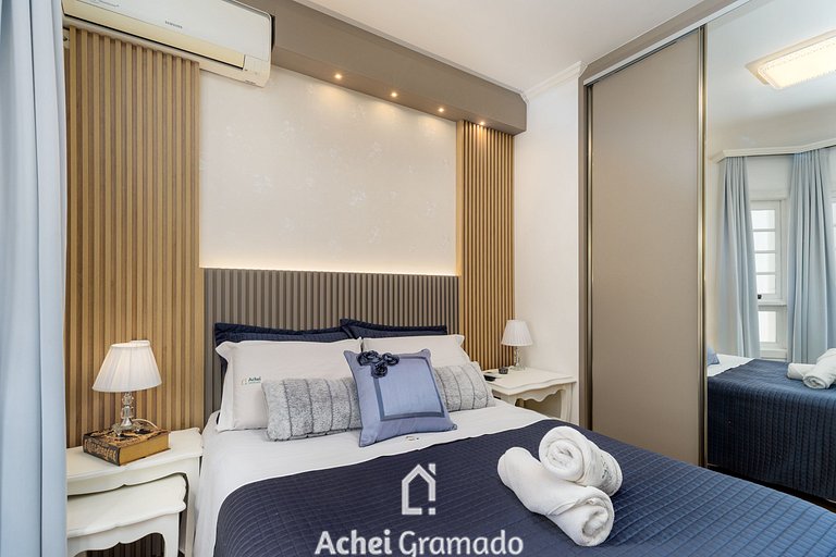 Apto bem no Centro 2 dorm by Achei Gramado