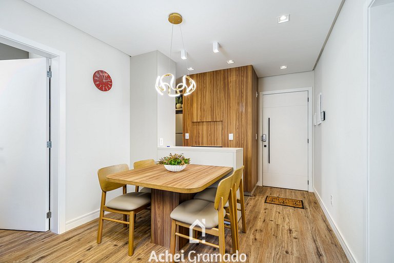 Astro 1 dorm 400m da Rua Coberta by Achei Gramado