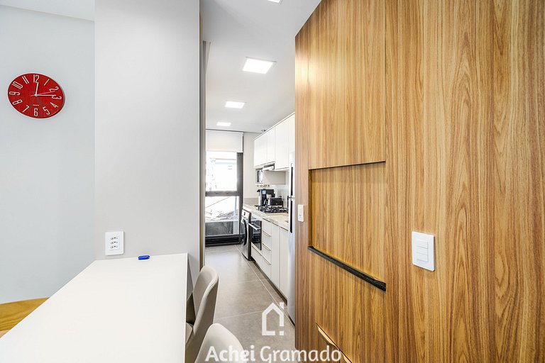 Astro 1 dorm 400m da Rua Coberta by Achei Gramado