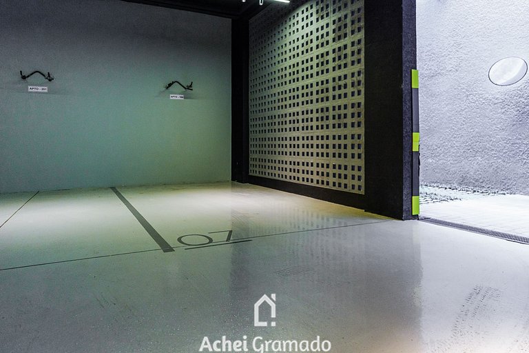 Astro 1 dorm 400m da Rua Coberta by Achei Gramado